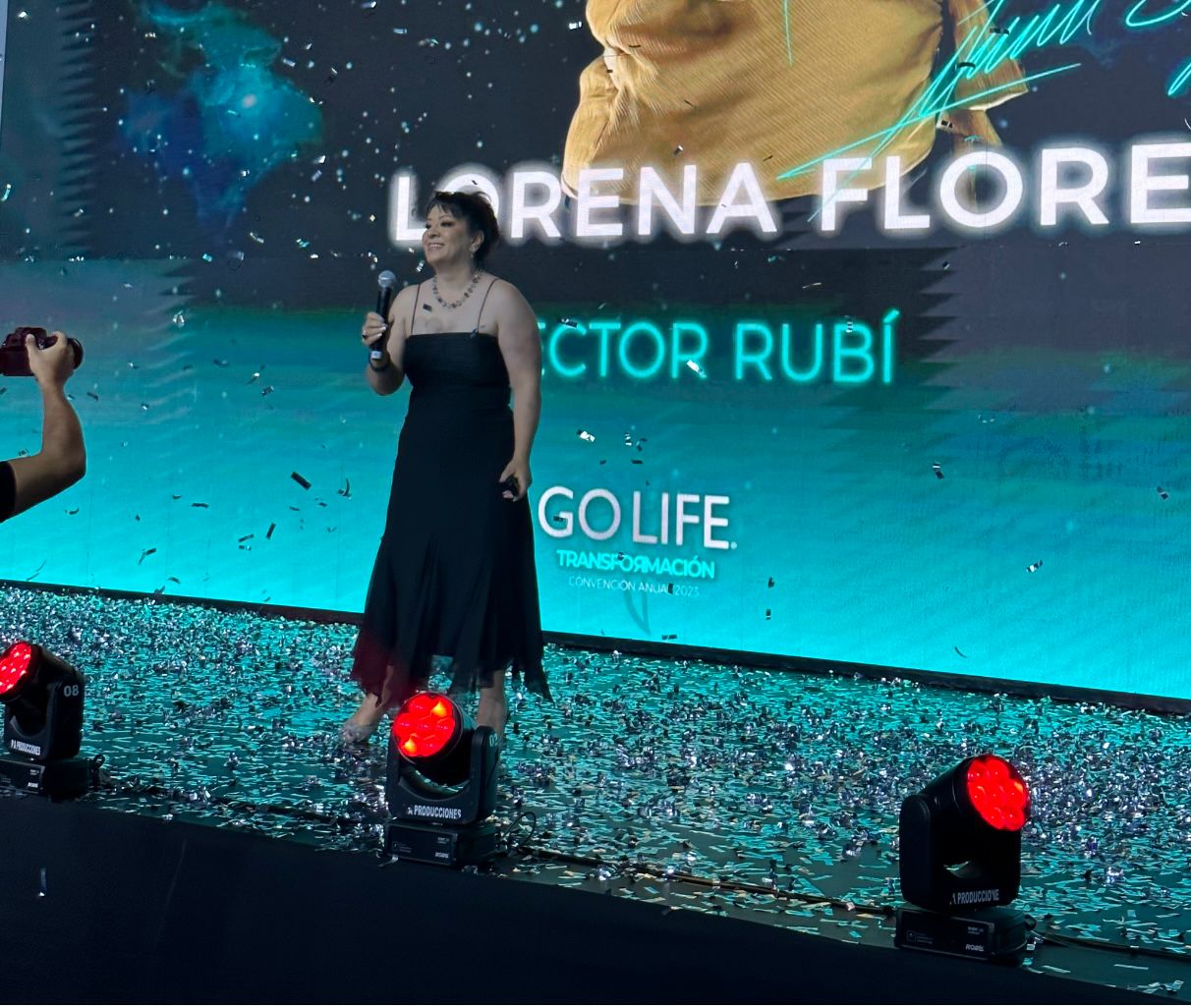 Lorena Flores Castañeda en el escenario GoLife